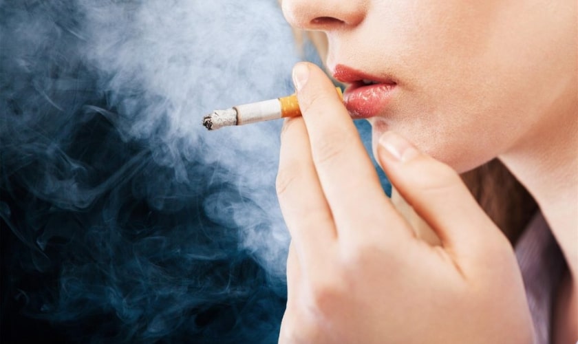 How Tobacco Affects & Dulls Your Teeth