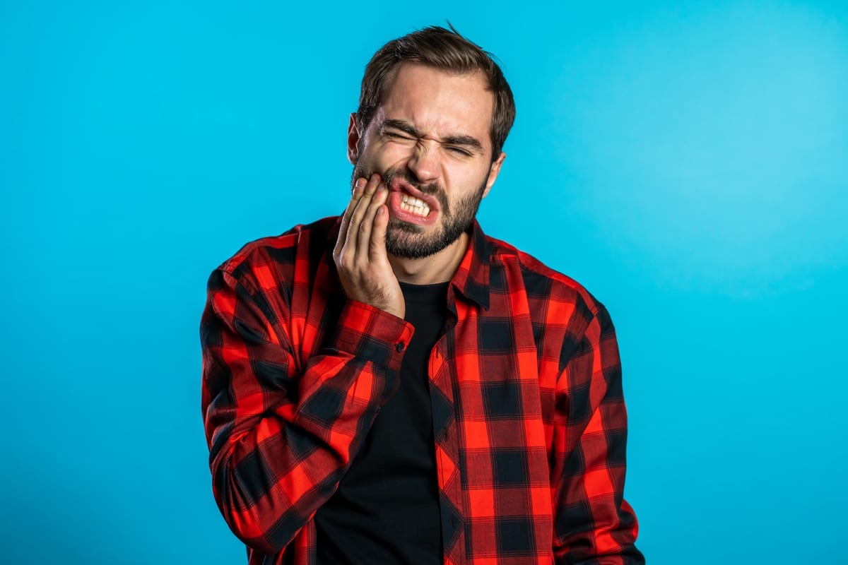 Featured image for “Emergency Tooth Pain Care in Fenton, MI | Downtown Dental Fenton”