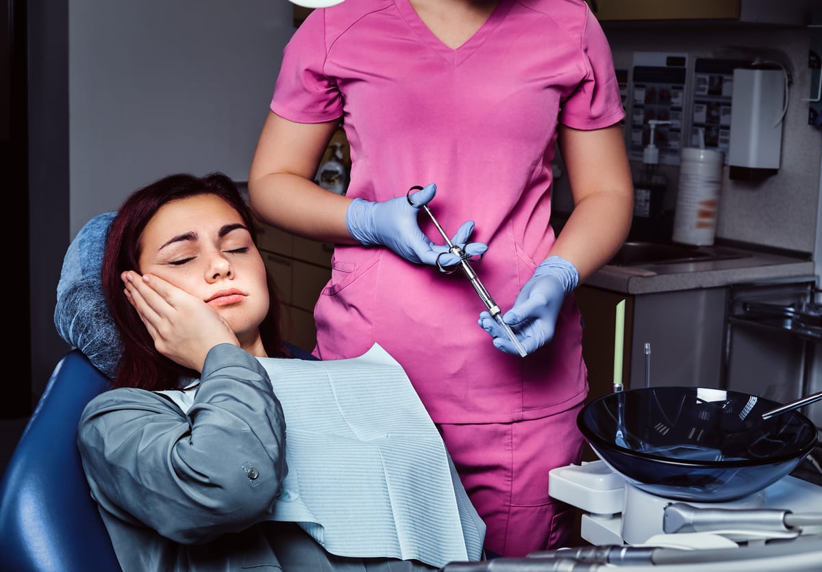 Featured image for “Broken Tooth Emergency in Fenton, MI | Downtown Dental Fenton”